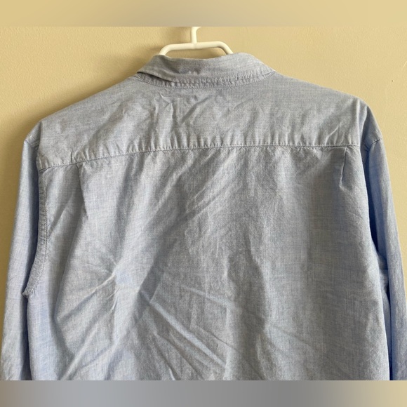 Old Navy Blue Classic Shirt in Regular Fit size large - Picture 4 of 4